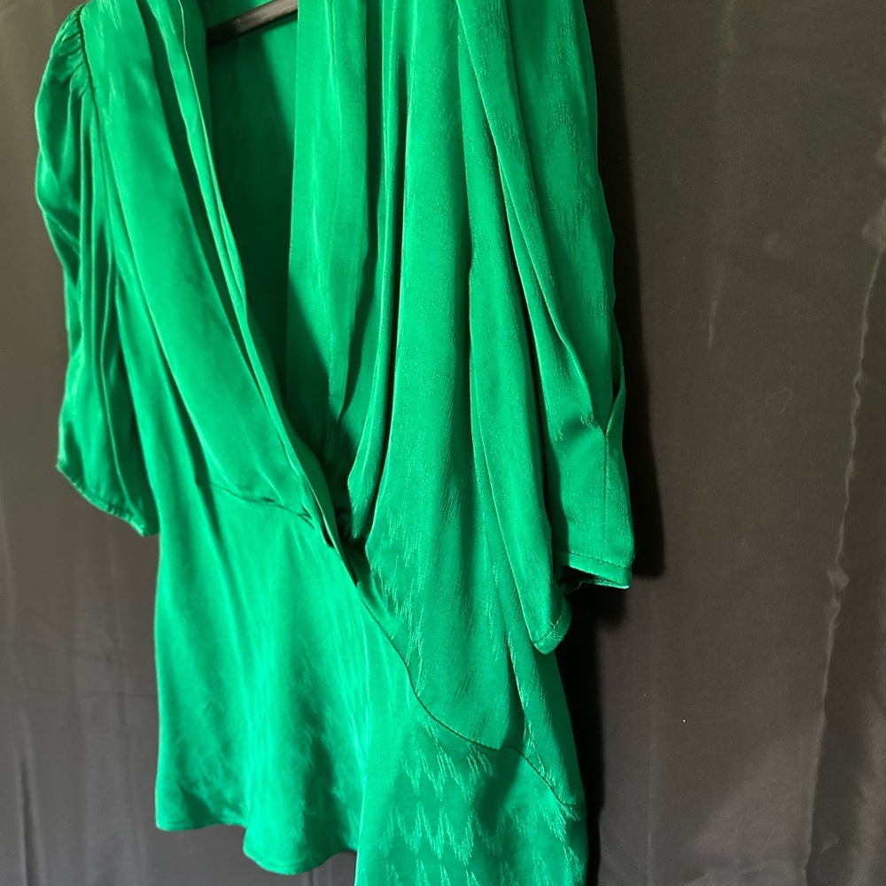 SUNCOO Paris Elegant Green Women's Top Medium